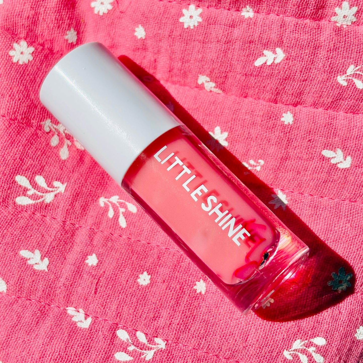 Malteada de Fresas lip gloss